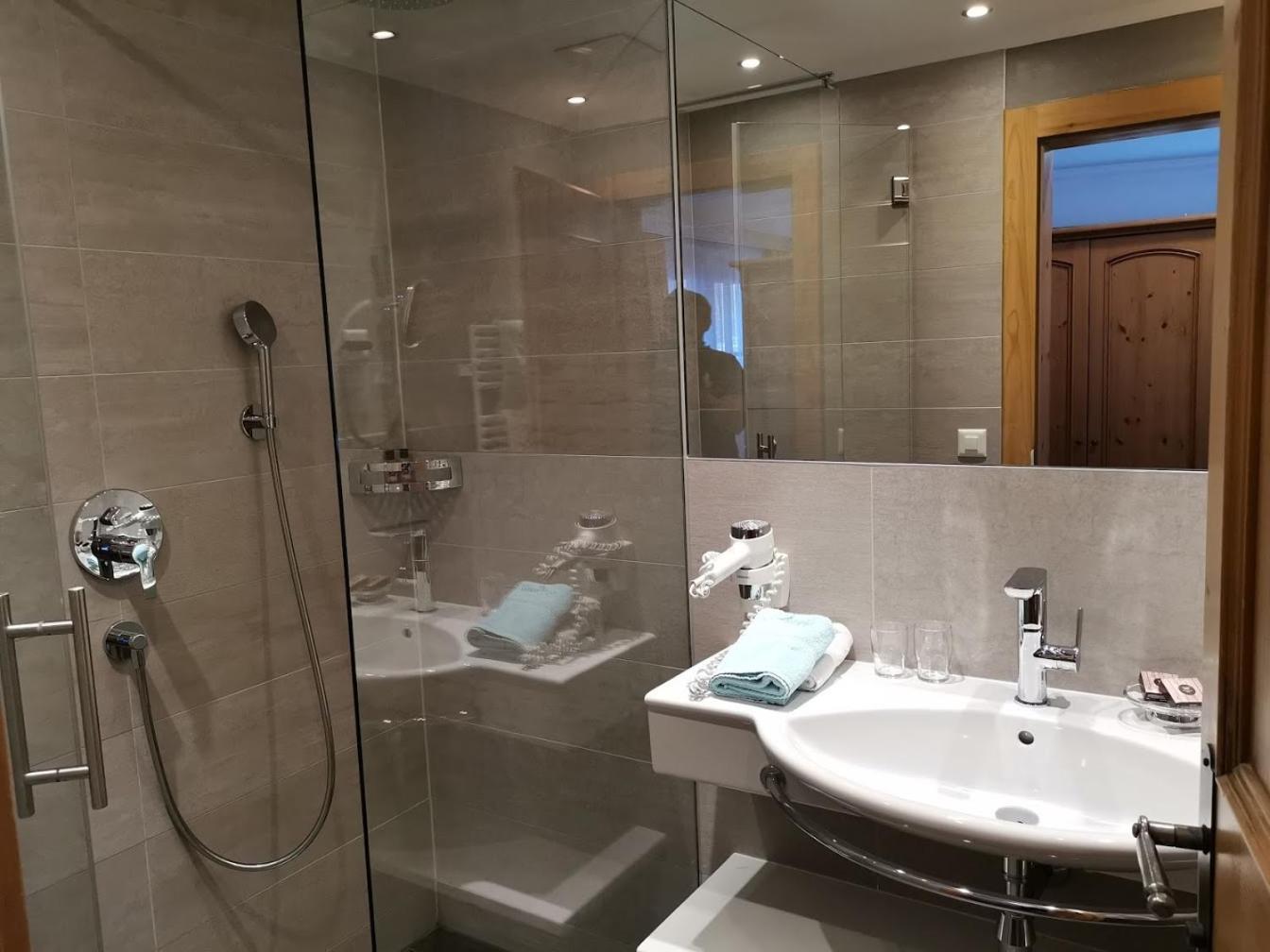 Hotel Astoria Samnaun Εξωτερικό φωτογραφία